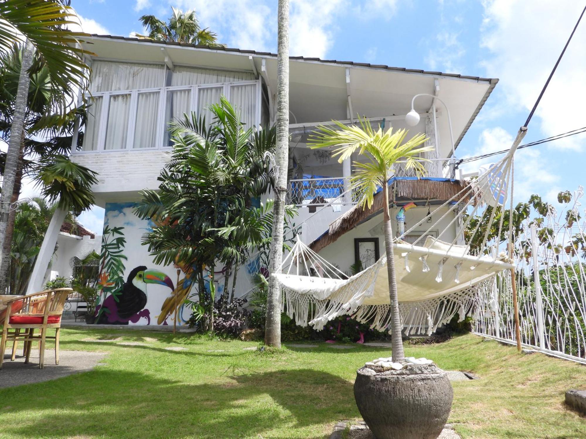 ג'ימבאראן Surga Homestay מראה חיצוני תמונה